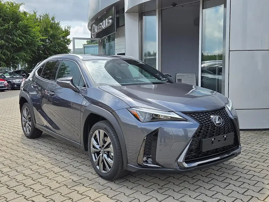 Lexus UX 300h - Thumbnail 1