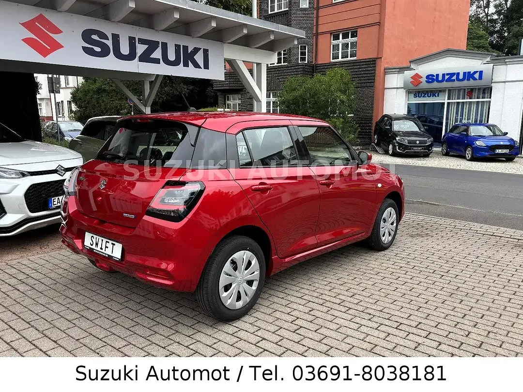 Suzuki Swift - Thumbnail 3