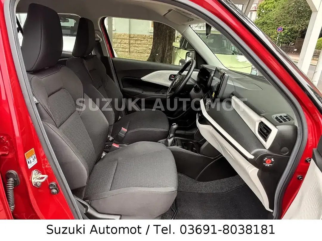 Suzuki Swift - Thumbnail 5