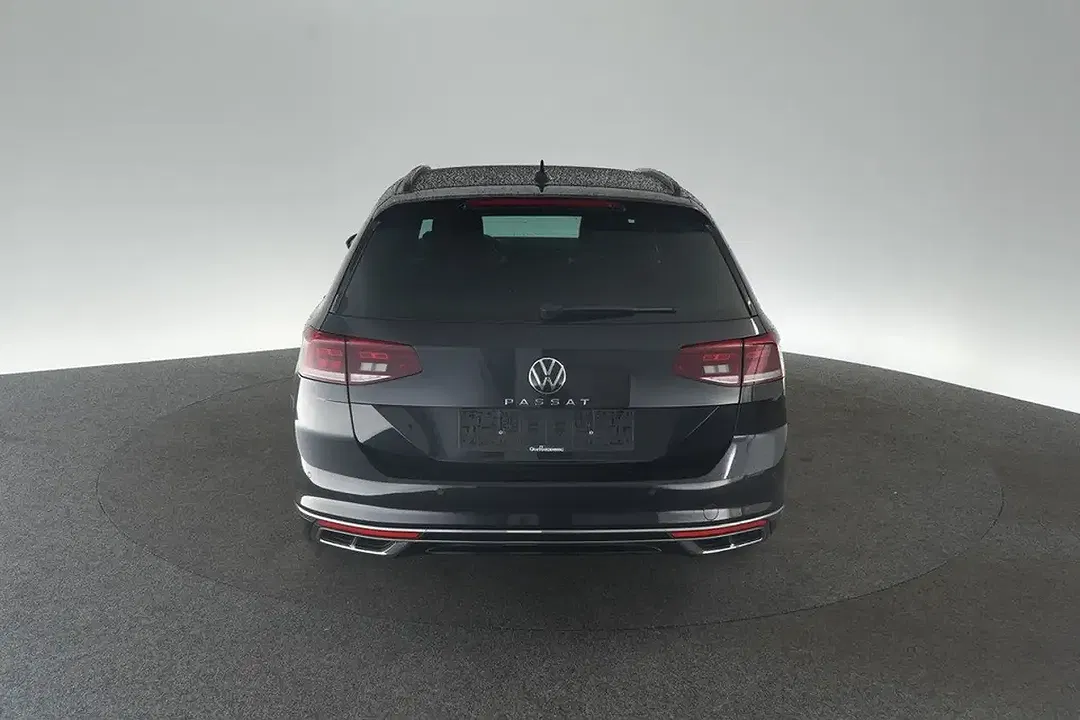 Volkswagen Passat Variant - Thumbnail 4