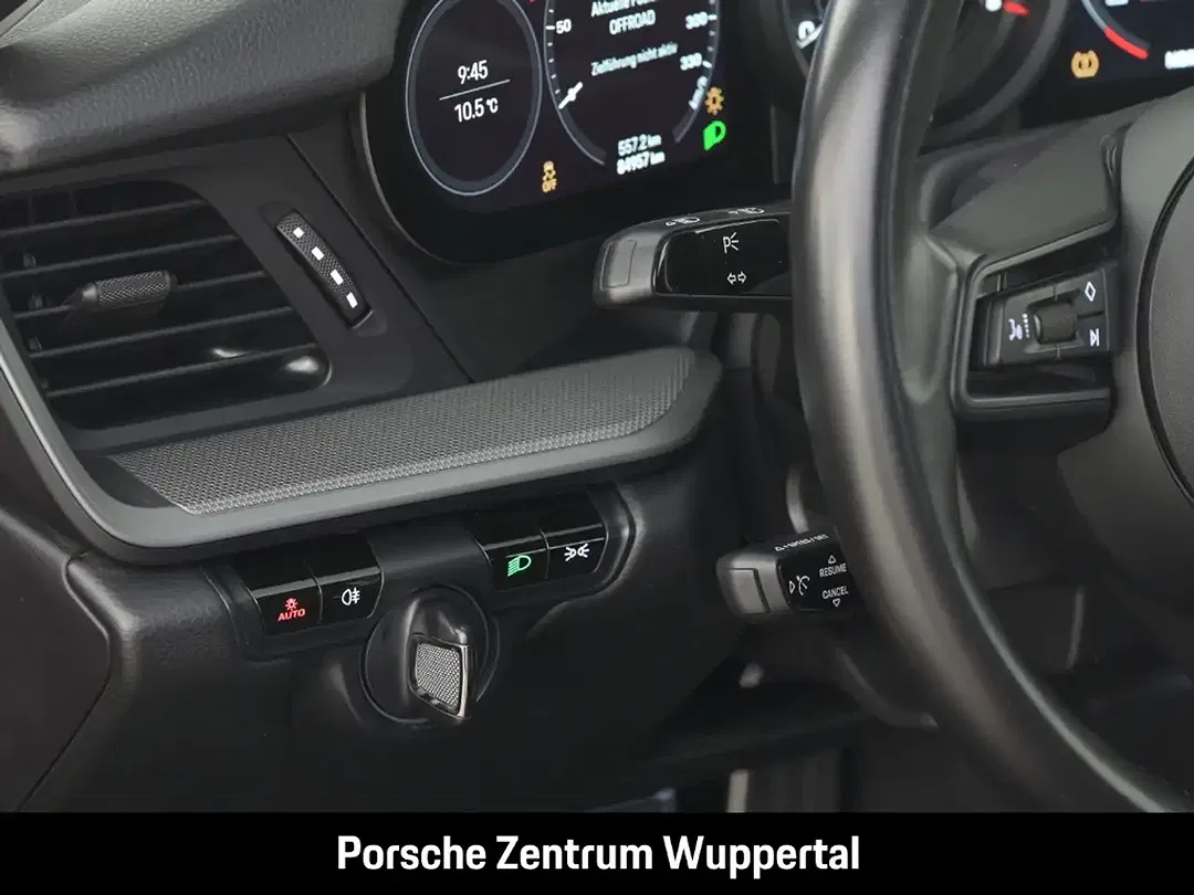 Porsche 992 - Thumbnail 15