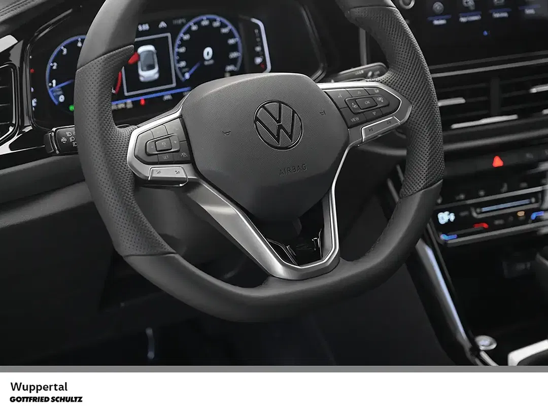 Volkswagen T-Roc - Thumbnail 10