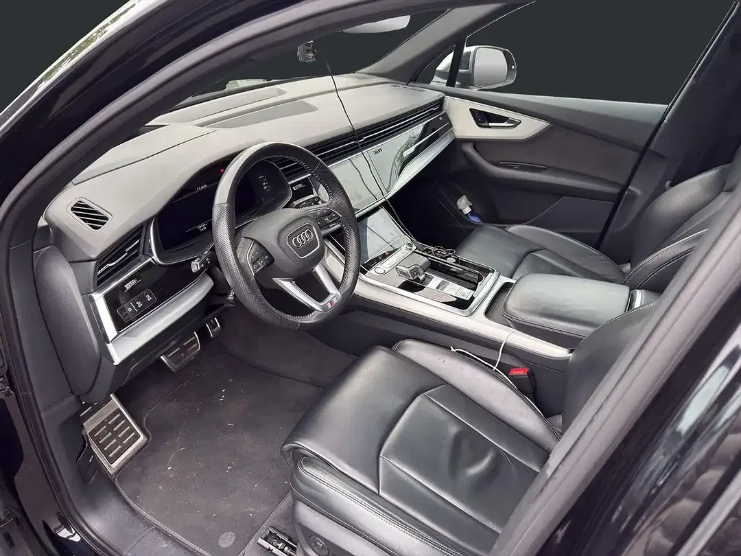Audi SQ7 - Thumbnail 10