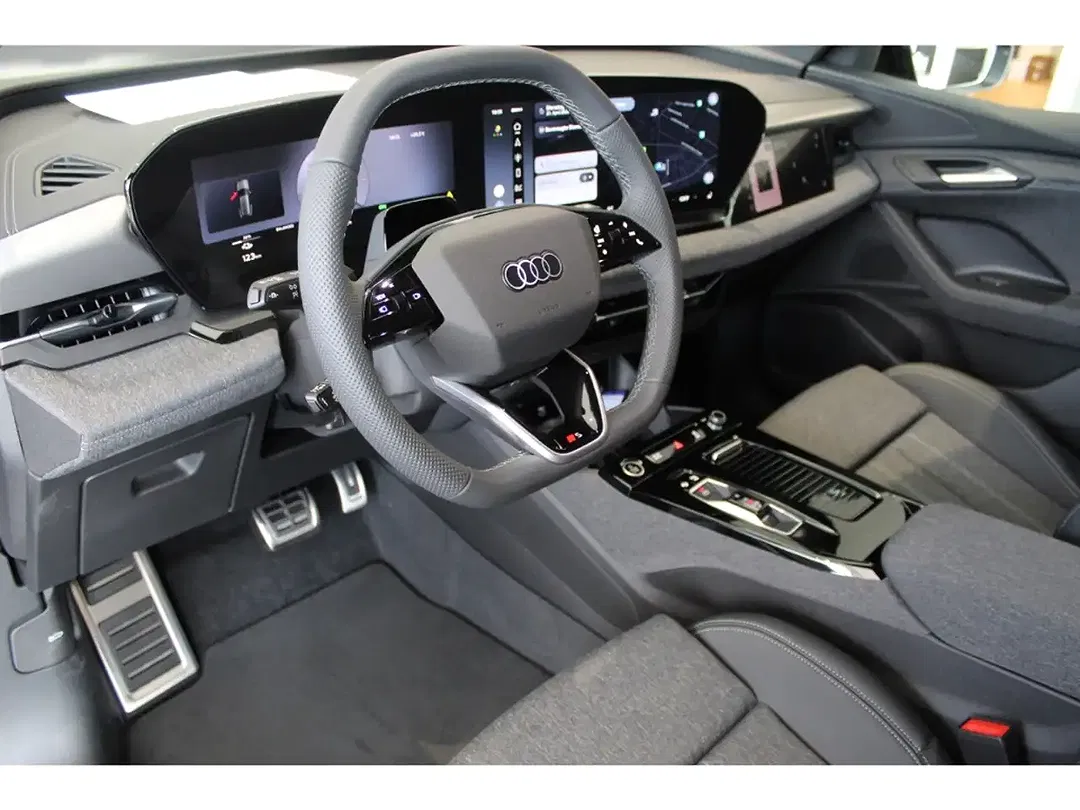 Audi Q6 e-tron - Thumbnail 4