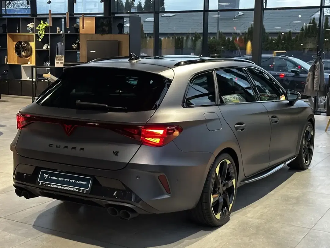 CUPRA Leon - Thumbnail 2