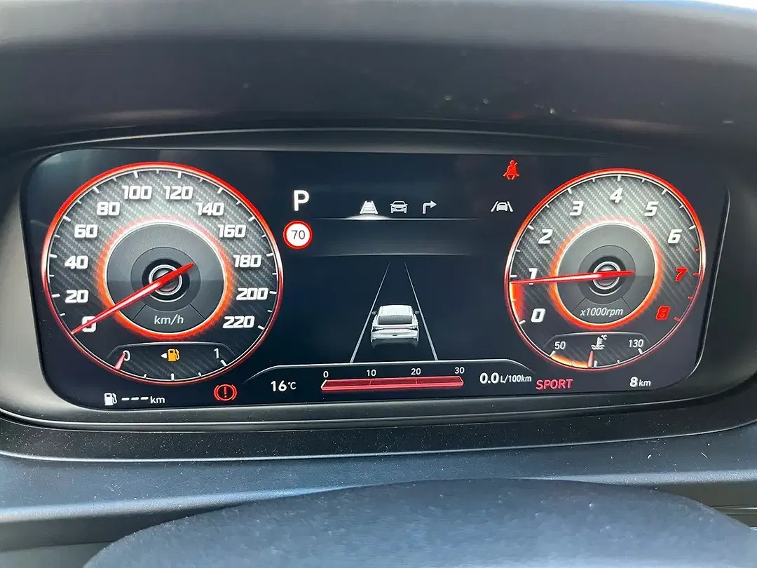 Hyundai i20 - Thumbnail 10