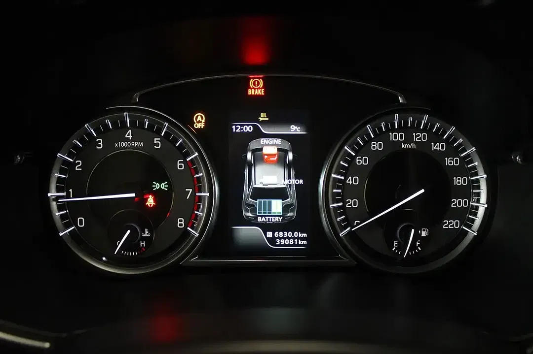 Suzuki Vitara - Thumbnail 11
