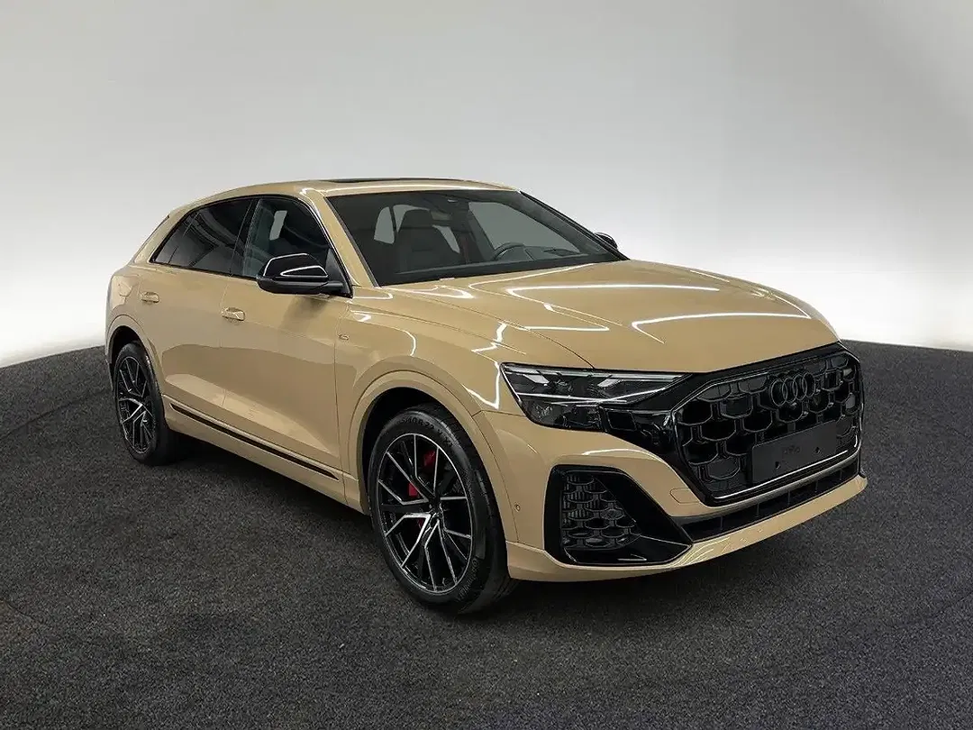 Audi Q8 - Thumbnail 3