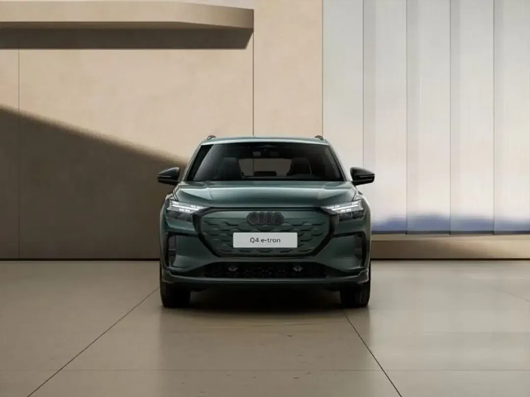 Audi Q4 e-tron - Thumbnail 3
