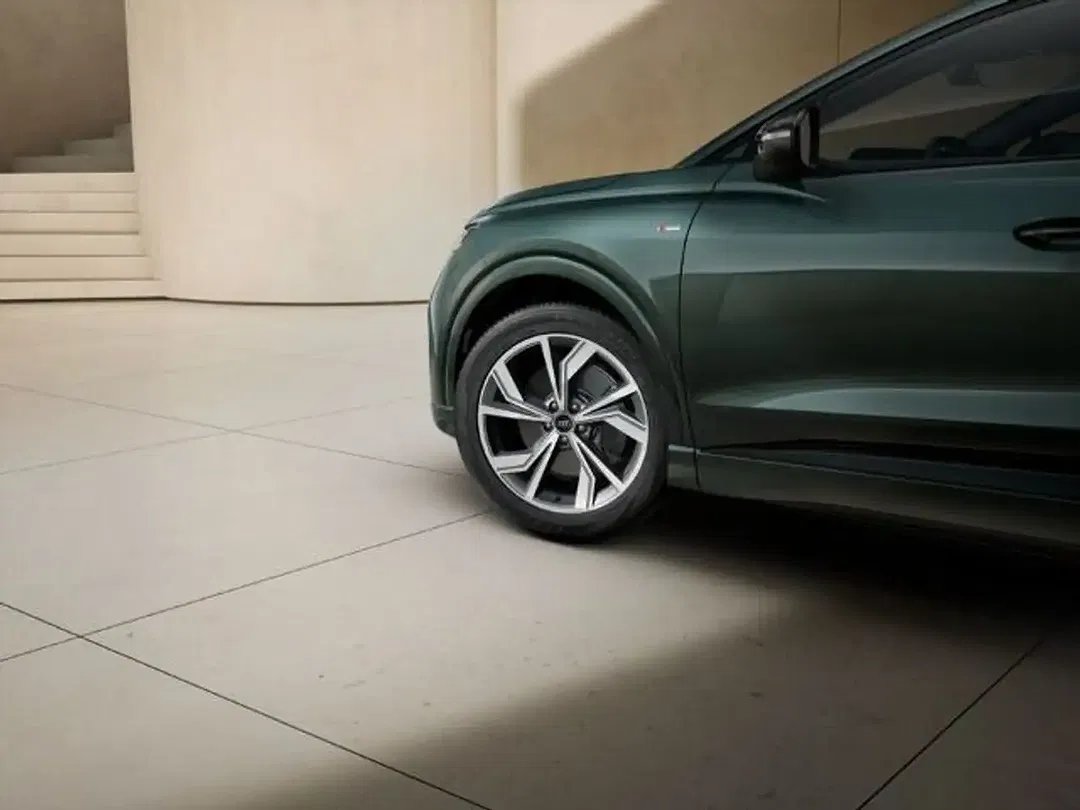 Audi Q4 e-tron - Thumbnail 7