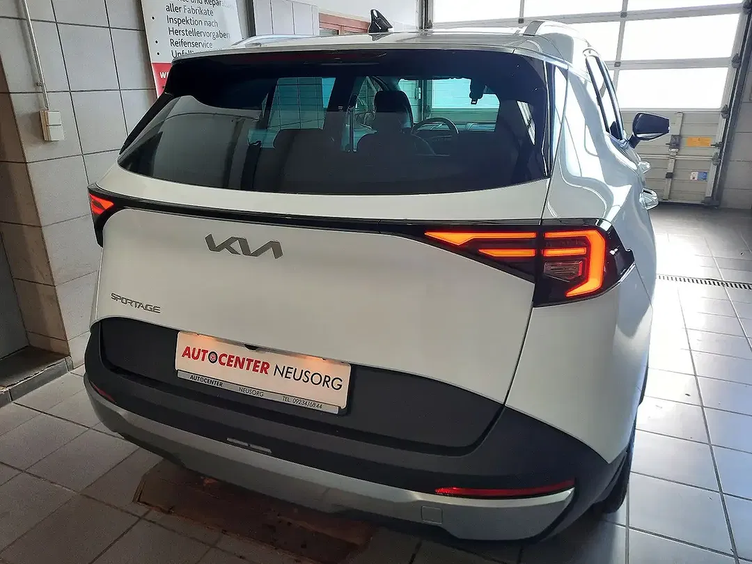Kia Sportage - Thumbnail 3