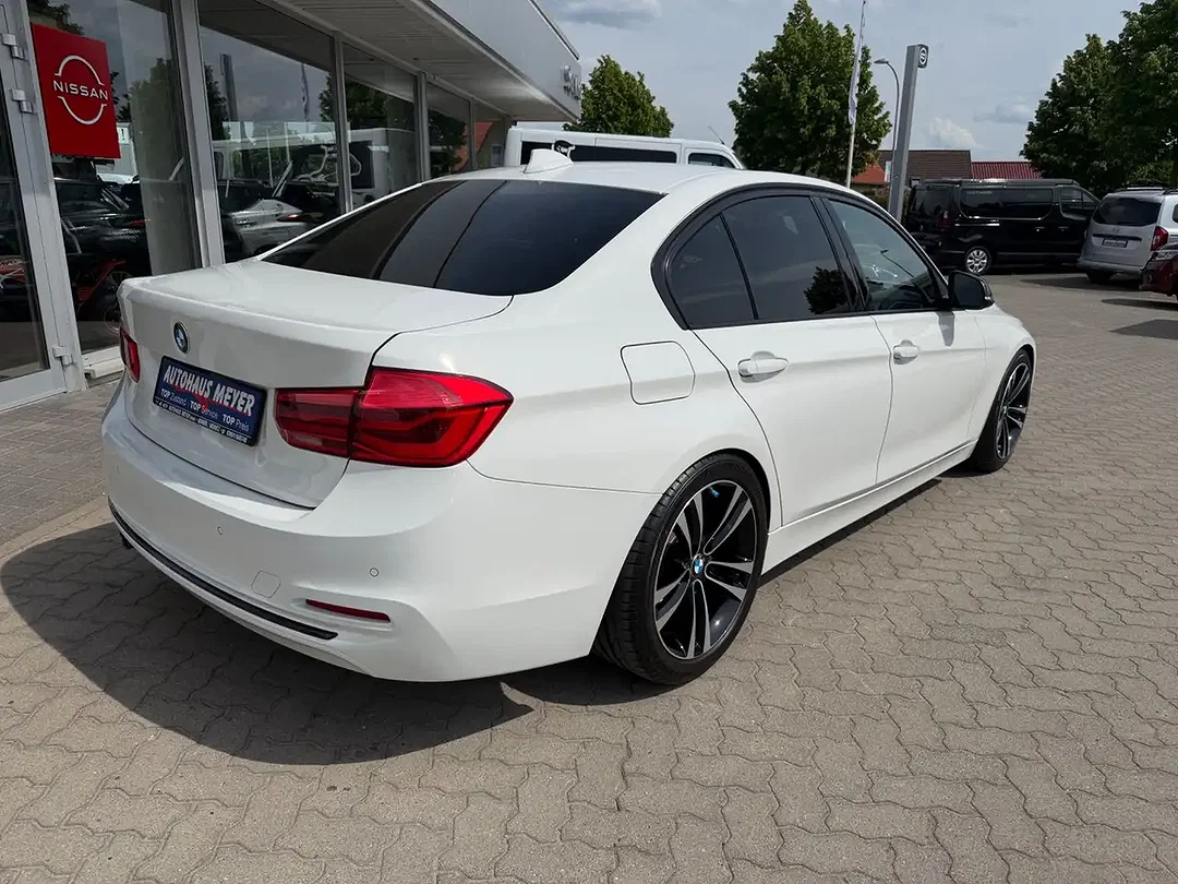 BMW 318 - Afbeelding 1