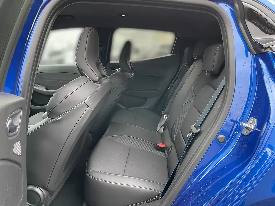 Renault Clio - Thumbnail 14