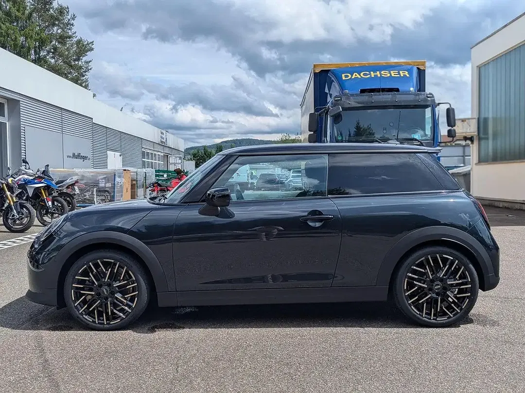 MINI Cooper S - Thumbnail 5