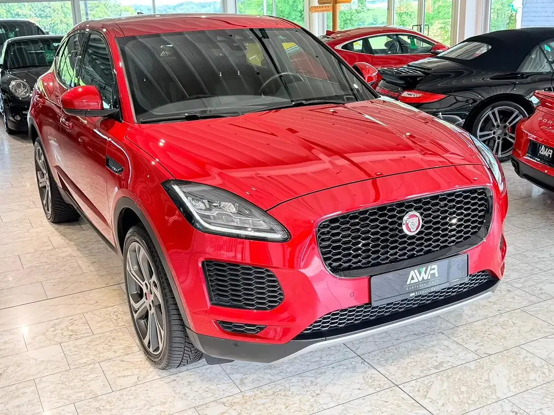 Jaguar E-Pace - Thumbnail 2