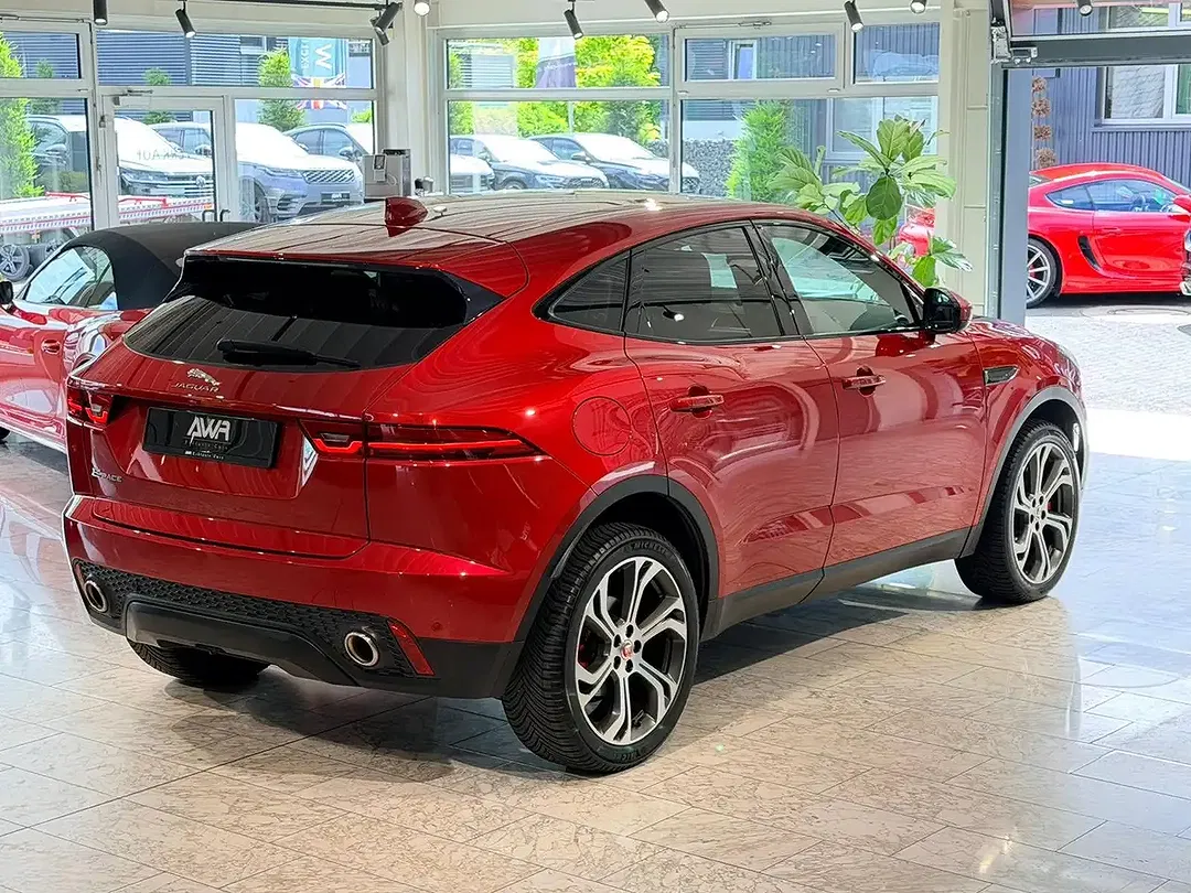 Jaguar E-Pace - Thumbnail 5