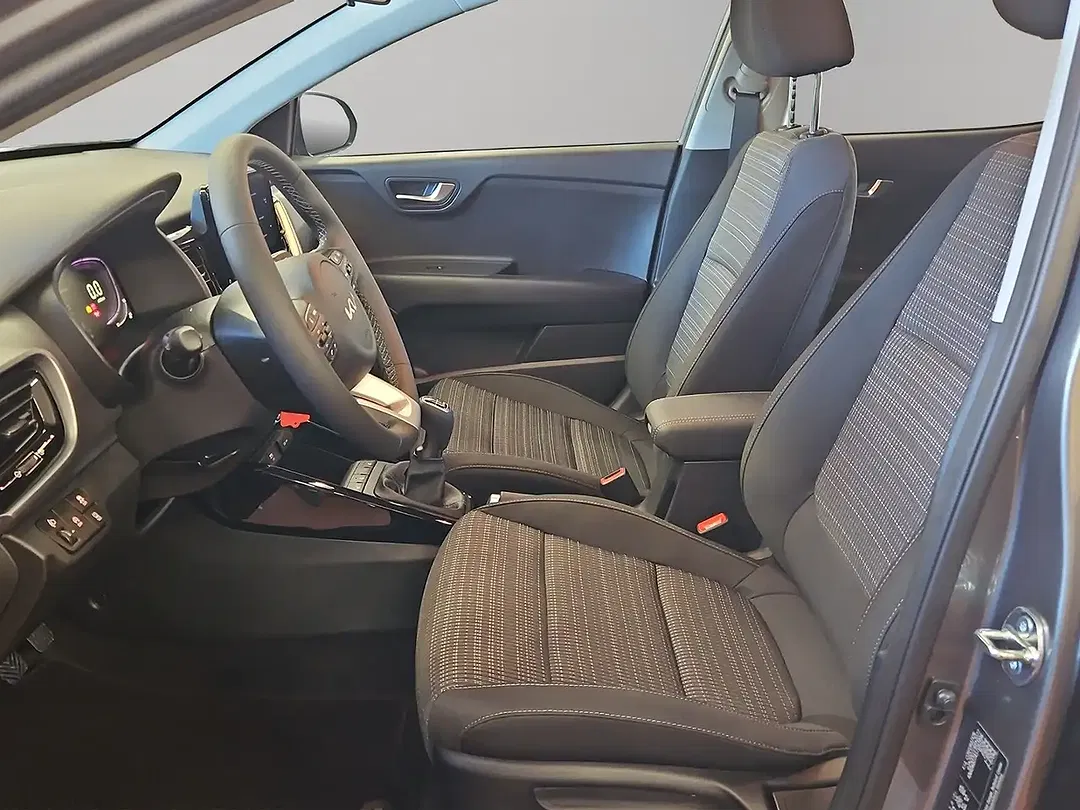 Kia Stonic - Thumbnail 12