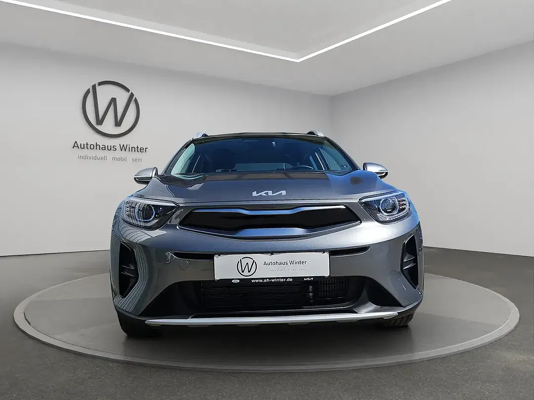 Kia Stonic - Thumbnail 3