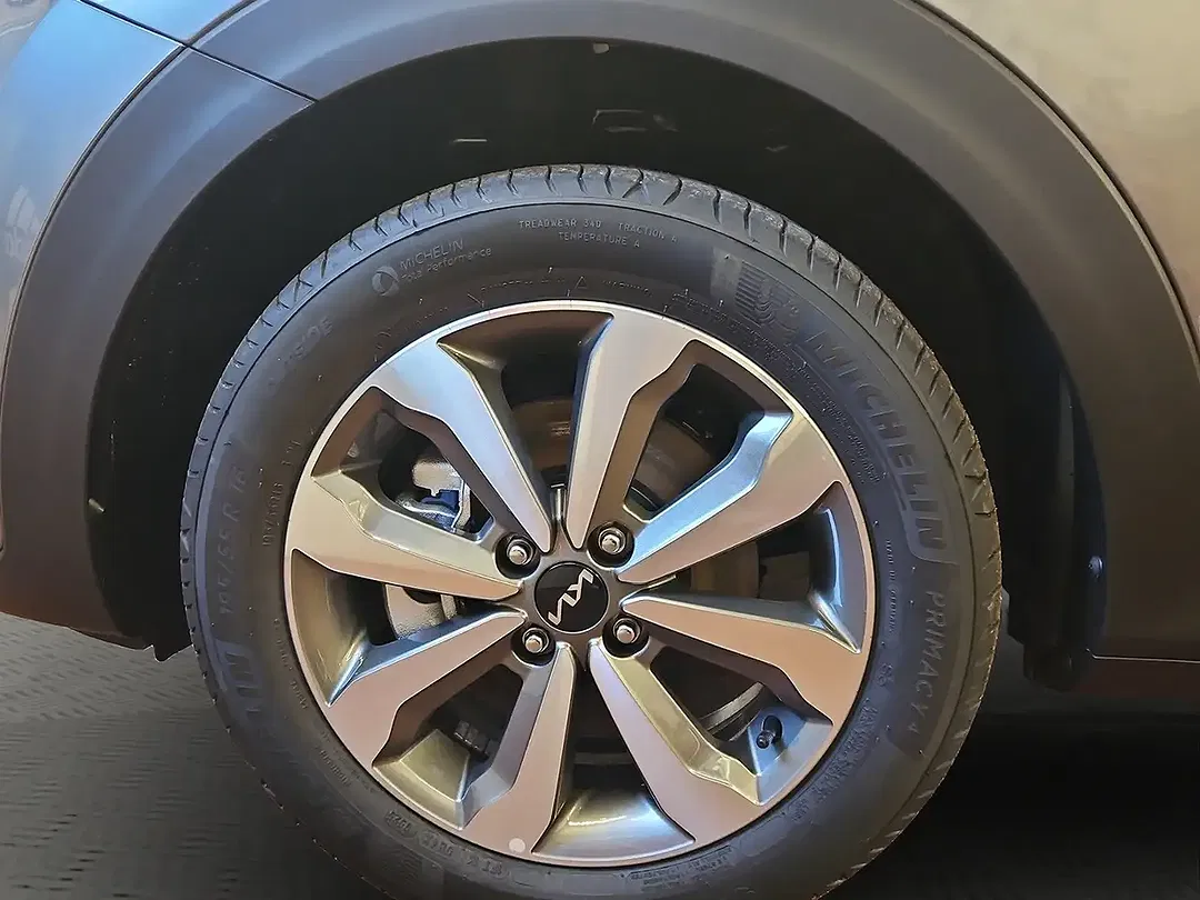 Kia Stonic - Thumbnail 7