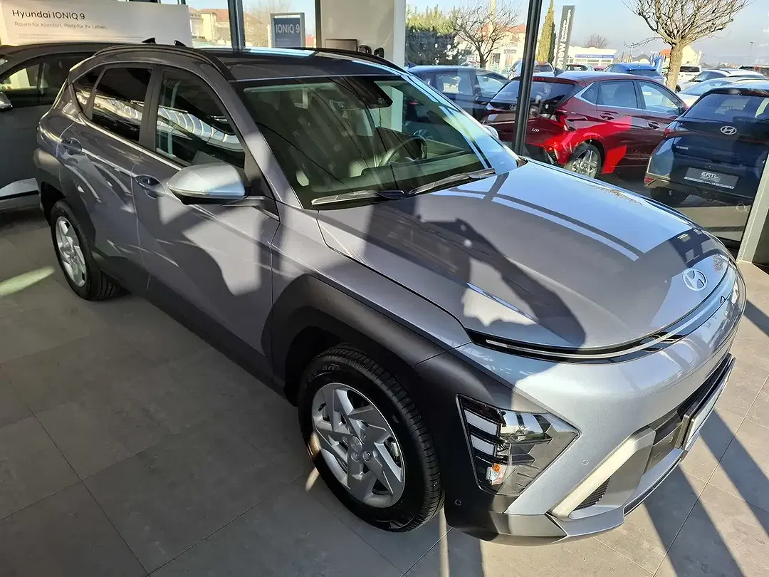 Hyundai KONA - Thumbnail 3