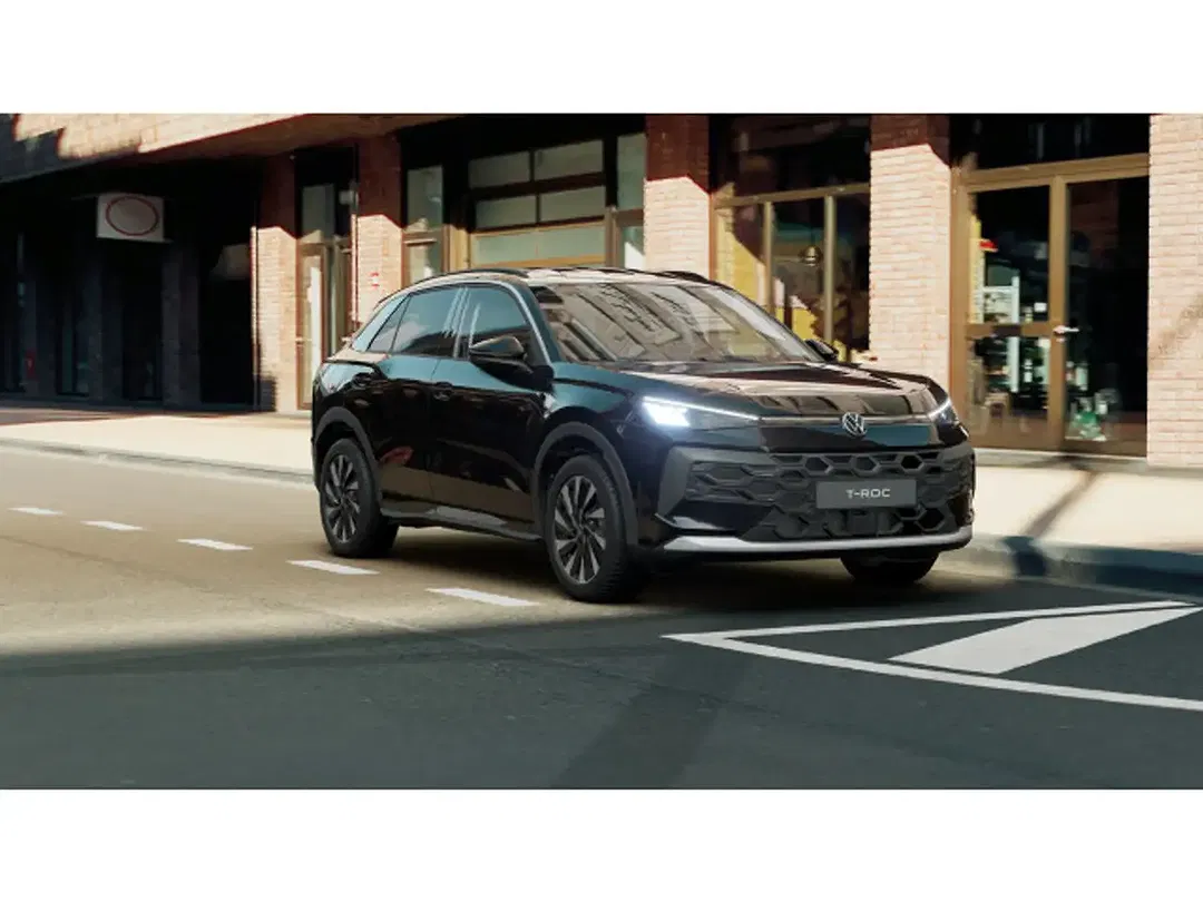 Volkswagen T-Roc - Thumbnail 5