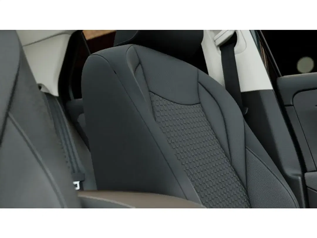 Volkswagen T-Roc - Thumbnail 8
