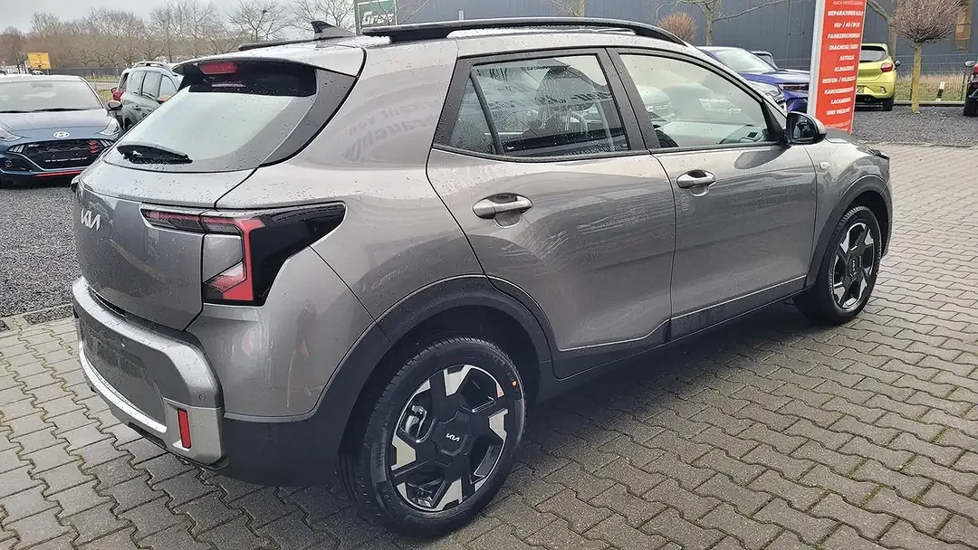 Kia Stonic - Thumbnail 4