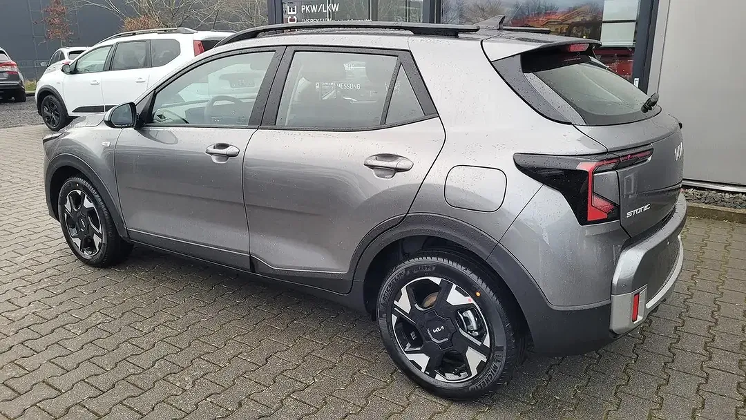 Kia Stonic - Thumbnail 6