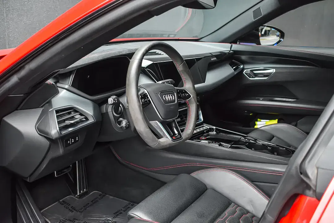 Audi RS e-tron GT - Thumbnail 10
