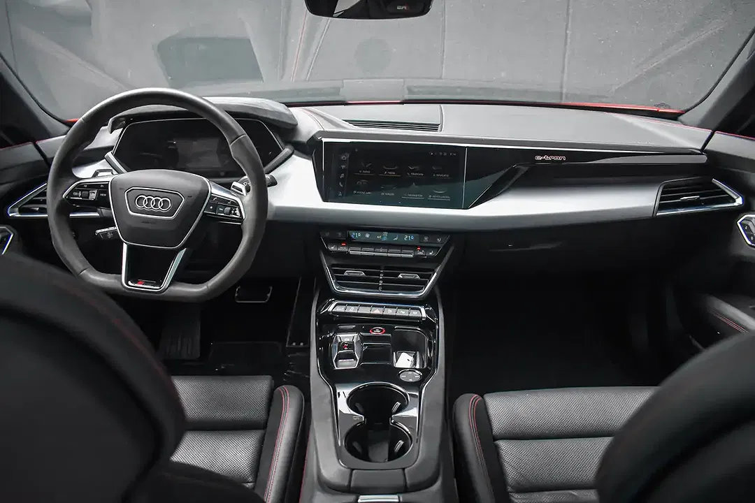 Audi RS e-tron GT - Thumbnail 22