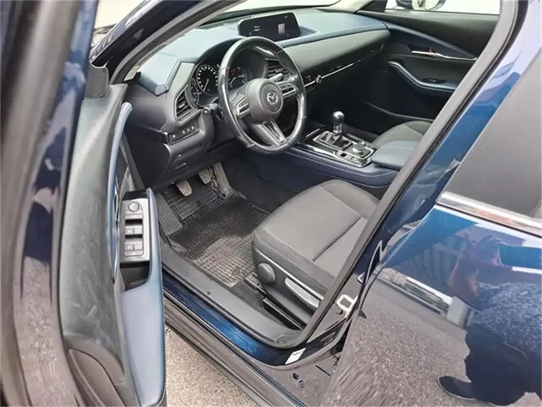 Mazda CX-30 - Thumbnail 8