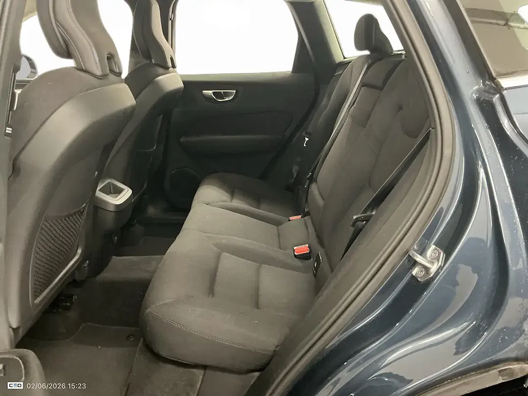 Volvo XC60 - Thumbnail 8