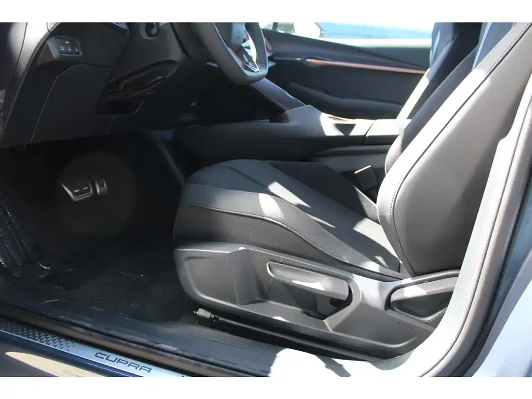 CUPRA Tavascan - Thumbnail 10