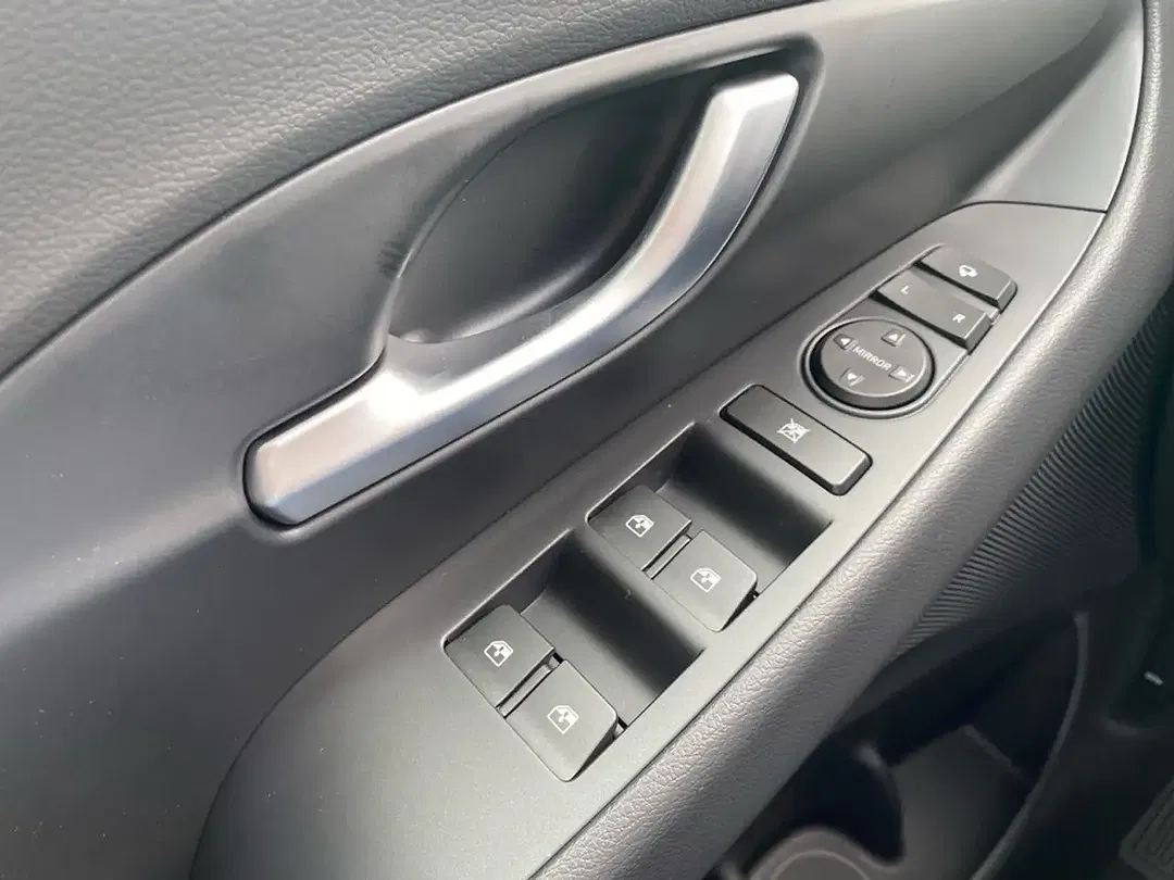 Hyundai i30 - Thumbnail 19