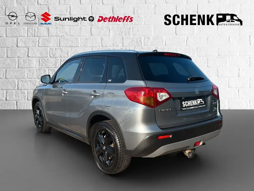 Suzuki Vitara - Thumbnail 3