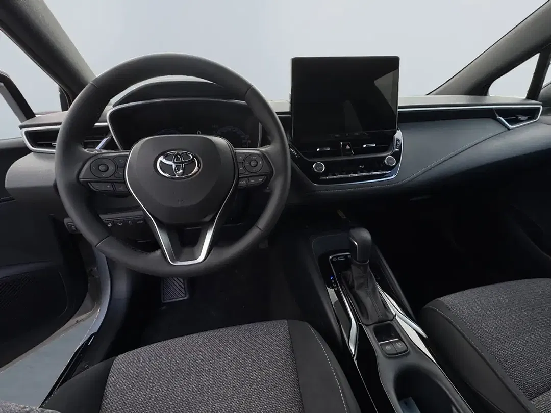 Toyota Corolla - Thumbnail 7