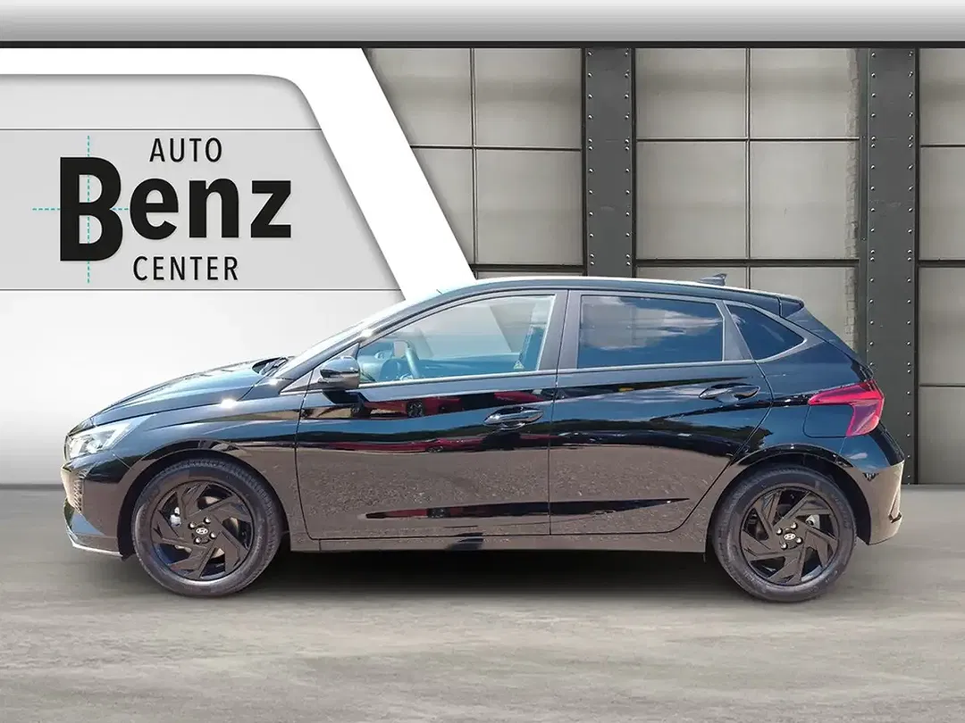 Hyundai i20 - Thumbnail 2