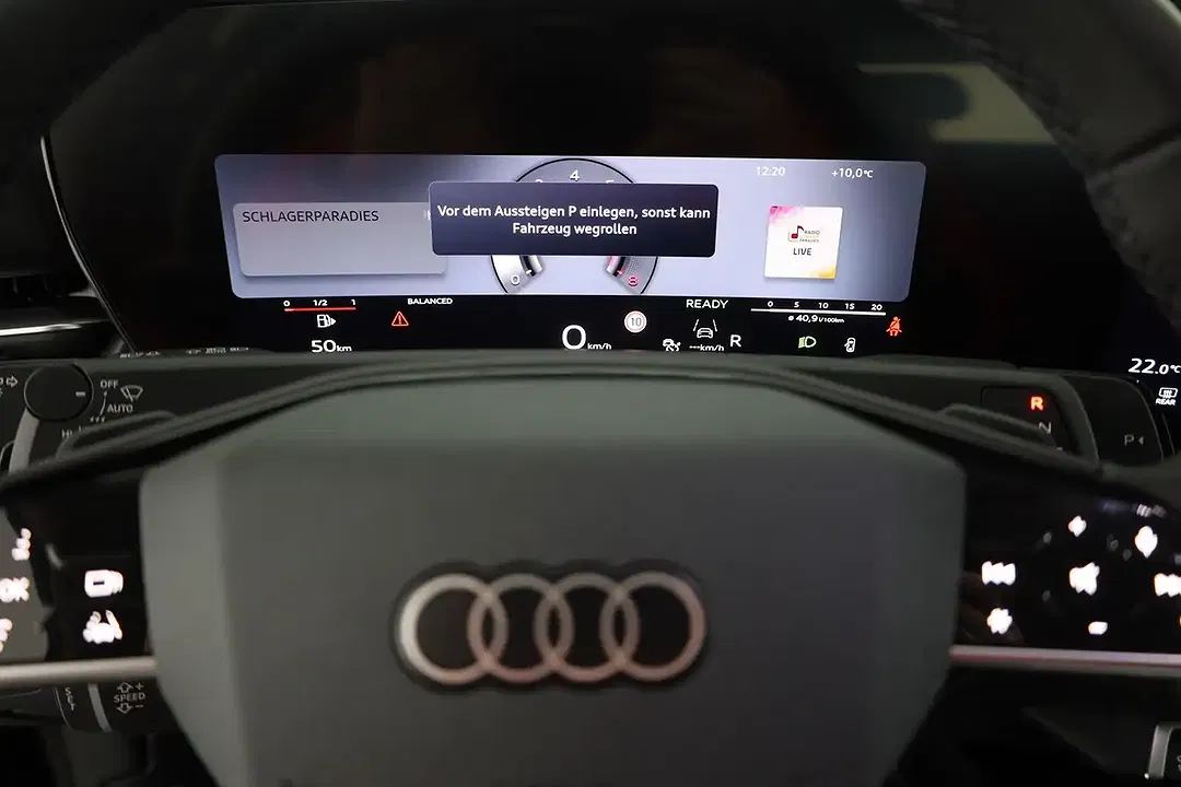 Audi Q3 - Thumbnail 17