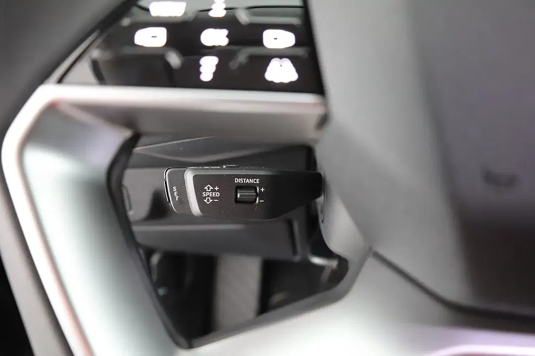 Audi Q3 - Thumbnail 19