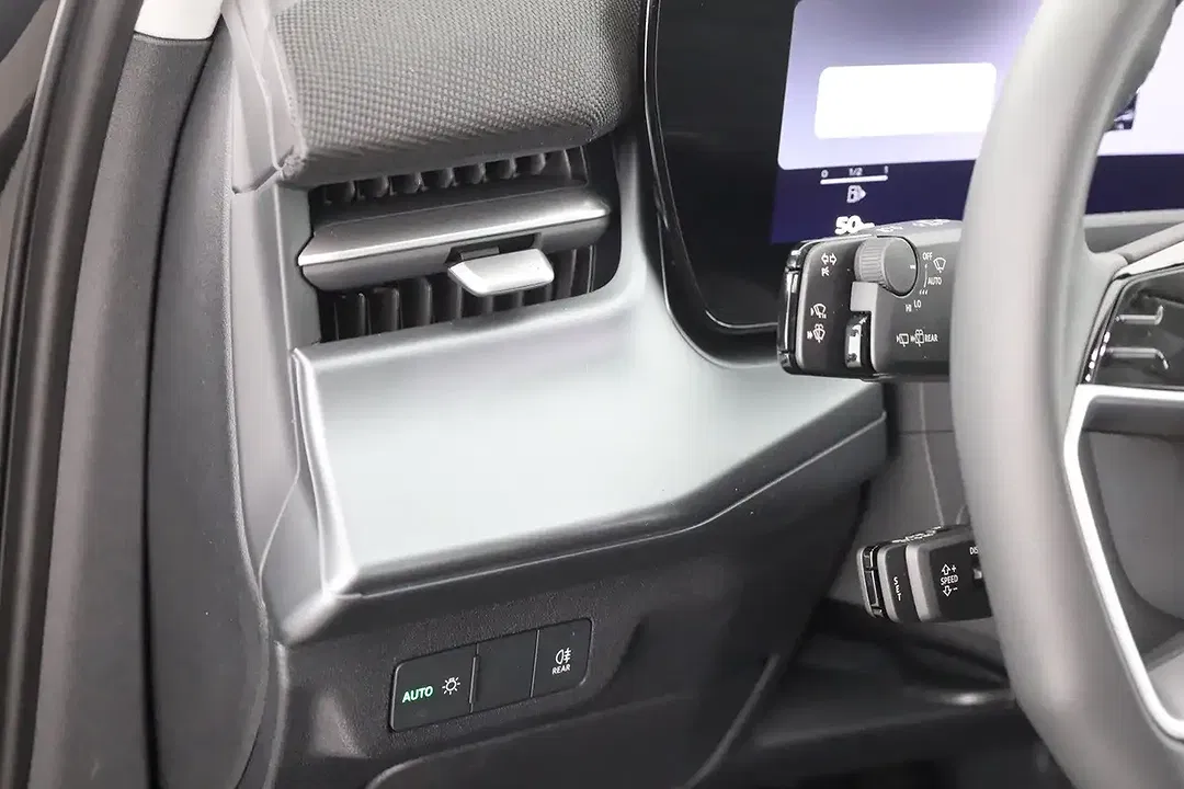 Audi Q3 - Thumbnail 21