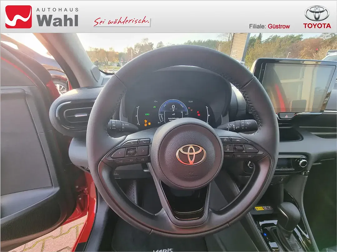 Toyota Yaris - Thumbnail 15