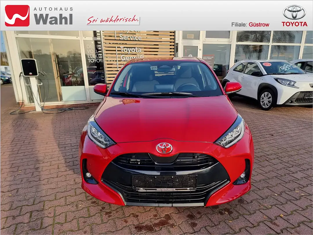 Toyota Yaris - Thumbnail 5