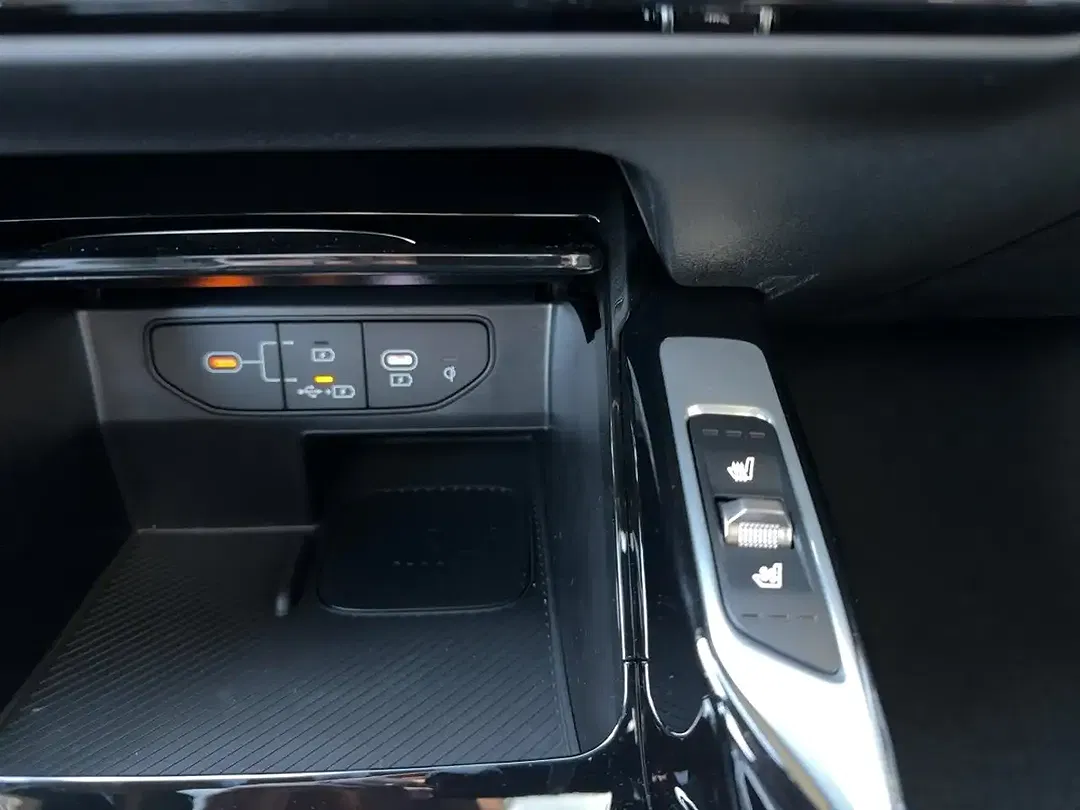 Kia Sorento - Thumbnail 14