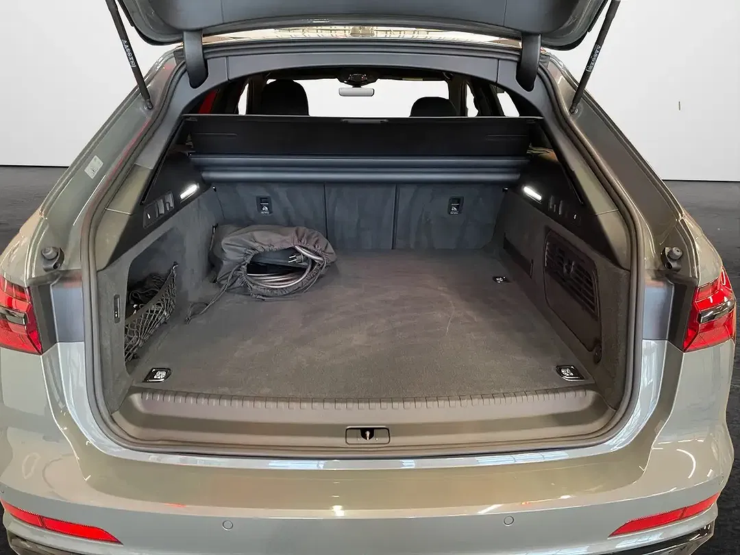 Audi A6 - Thumbnail 11