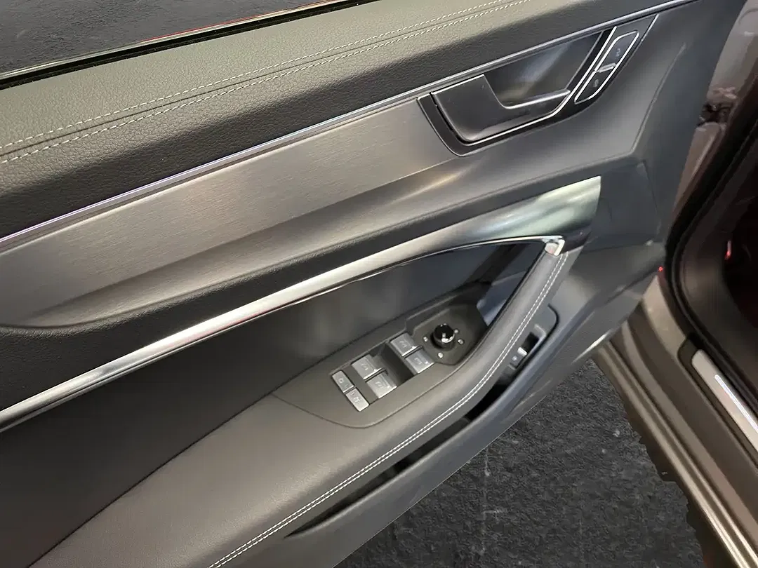 Audi A6 - Thumbnail 5