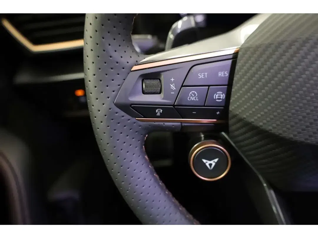 CUPRA Leon - Thumbnail 9