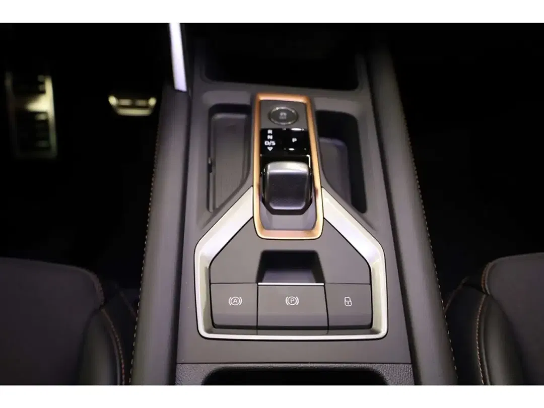 CUPRA Leon - Thumbnail 12