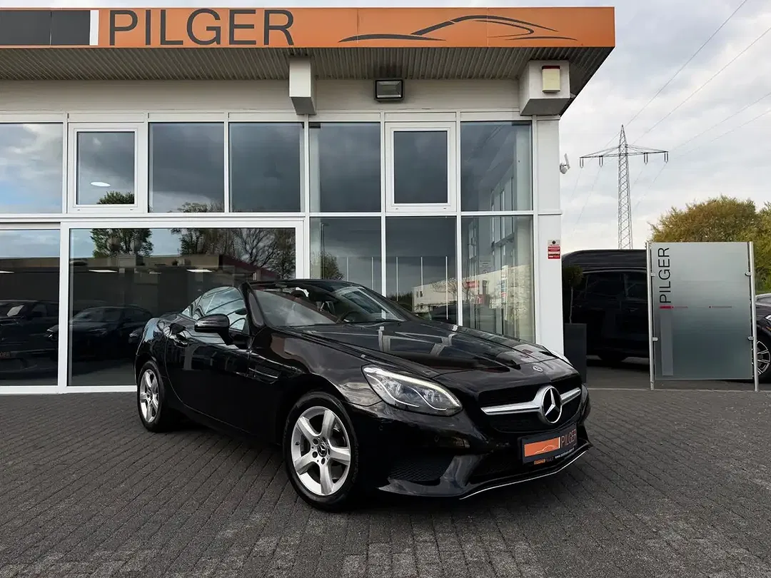 Mercedes-Benz SLC 200 Sport