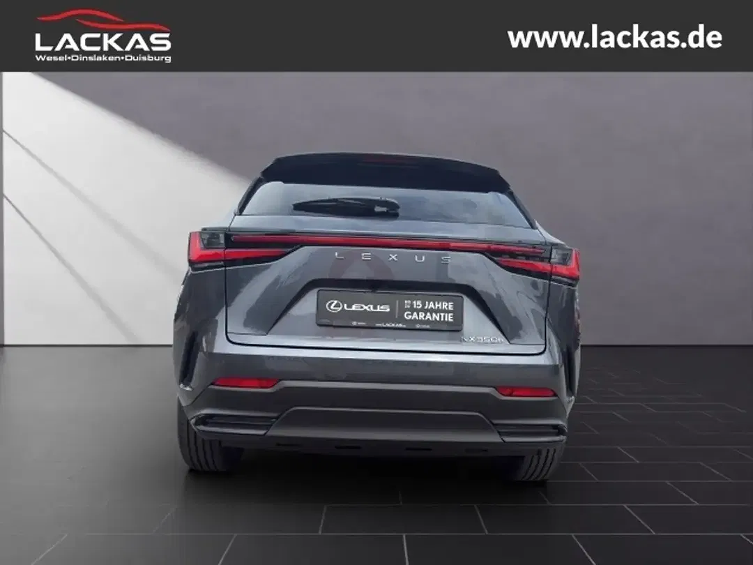 Lexus NX 350h - Thumbnail 4