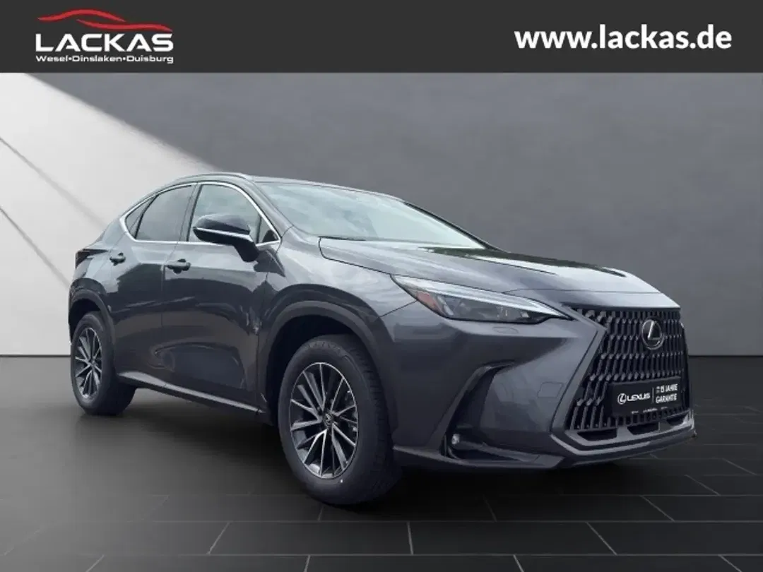 Lexus NX 350h - Thumbnail 7